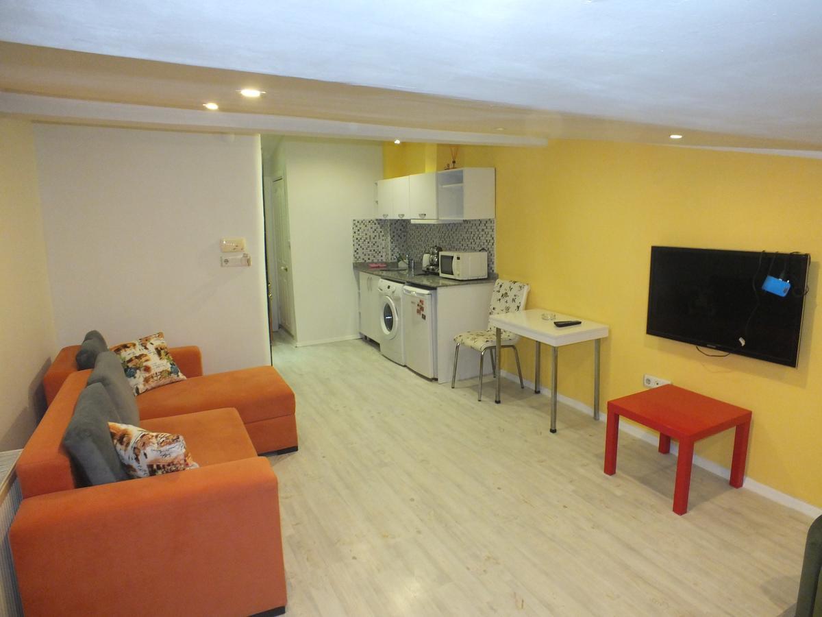Taksim 9 Suites Apartments Istanbul Bagian luar foto